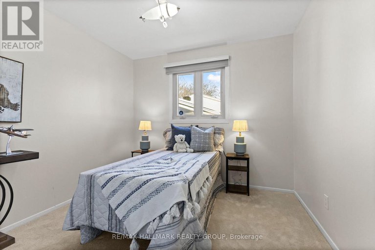 29176561/2155-monson-crescent/beacon-hill-north/ottawa/ontario/K1J6A7_19