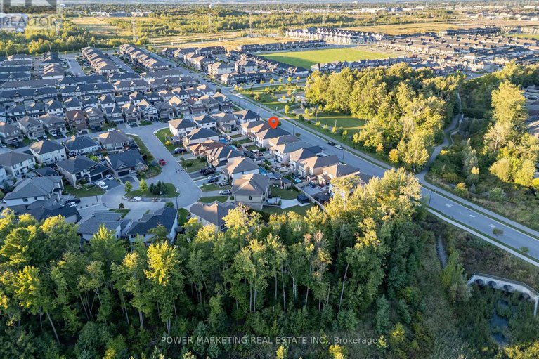 29041671/537-compass-street/mer-bleuebradley-estatesanderson-park/ottawa/ontario/K1W0J1_37