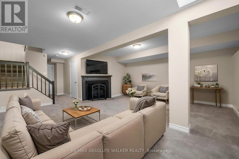 29427977/1538-briarfield-crescent/fallingbrookridgemount/ottawa/ontario/K4A1Z9_33