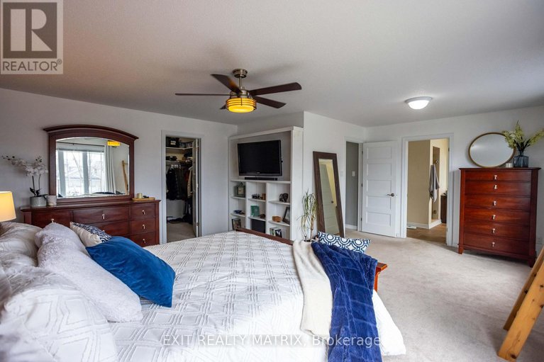 28492201/228-olde-towne-avenue/village-of-russell/russell/ontario/K4R0B3_24