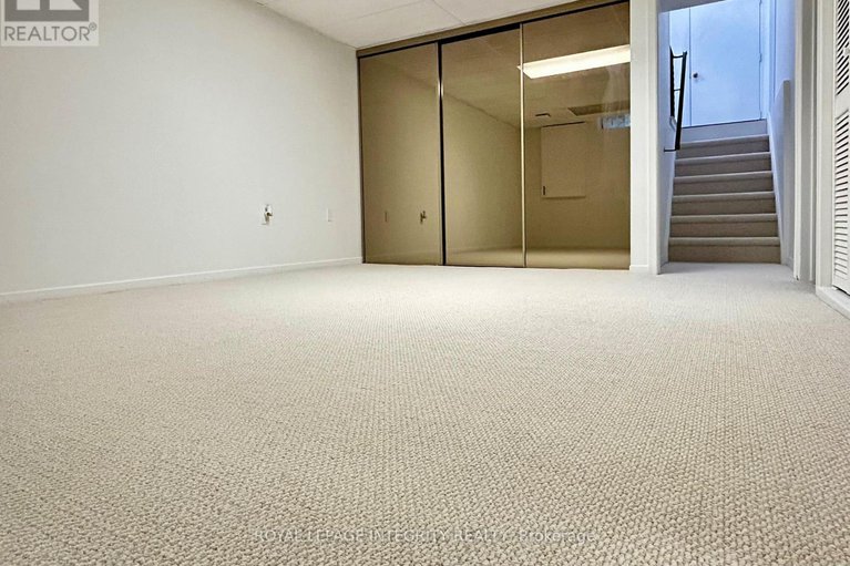 28730911/77-seabrooke-drive/glencairnhazeldean/ottawa/ontario/K2L2K4_42