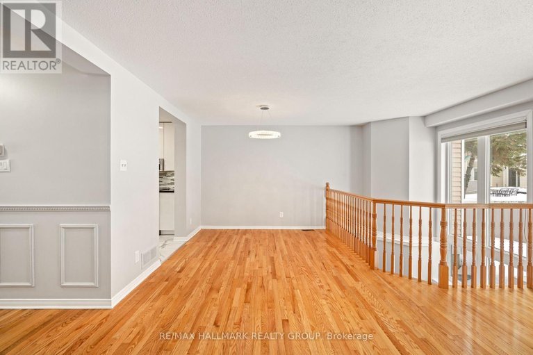 29537111/14-wrenwood-crescent/centrepointe/ottawa/ontario/K2G5V3_7