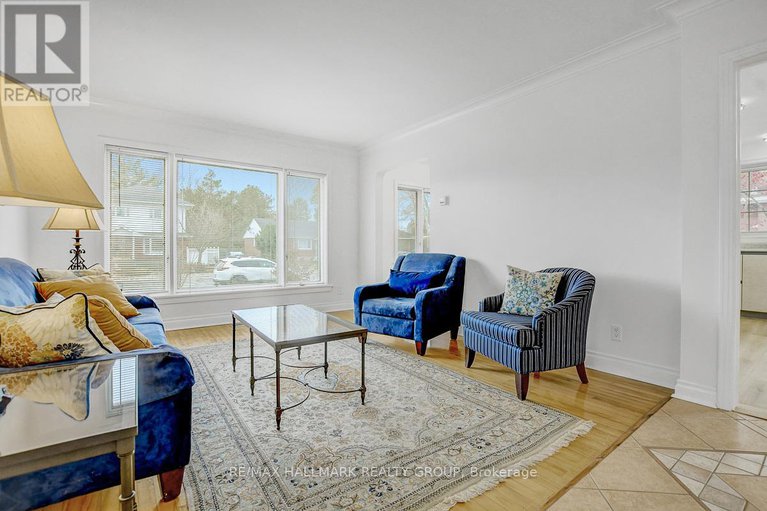 29145241/13-dunham-street/cardinal-heights/ottawa/ontario/K1J7L5_3