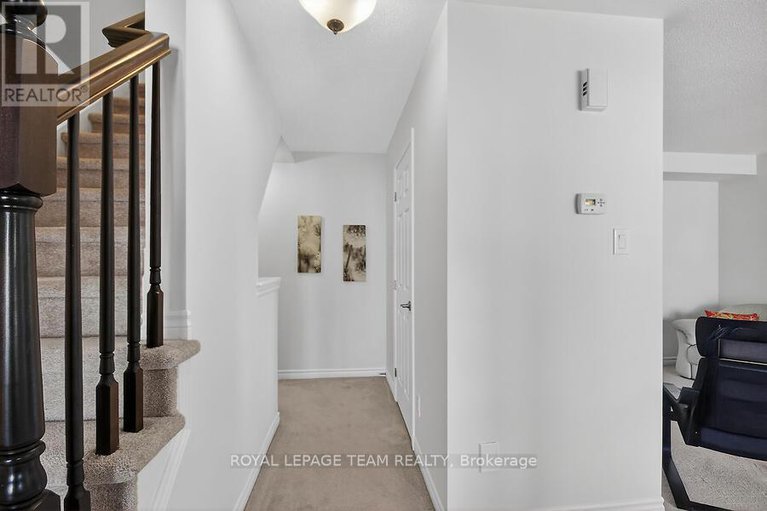 29421275/126-grenadine-street/stittsville-north/ottawa/ontario/K2S0P1_5