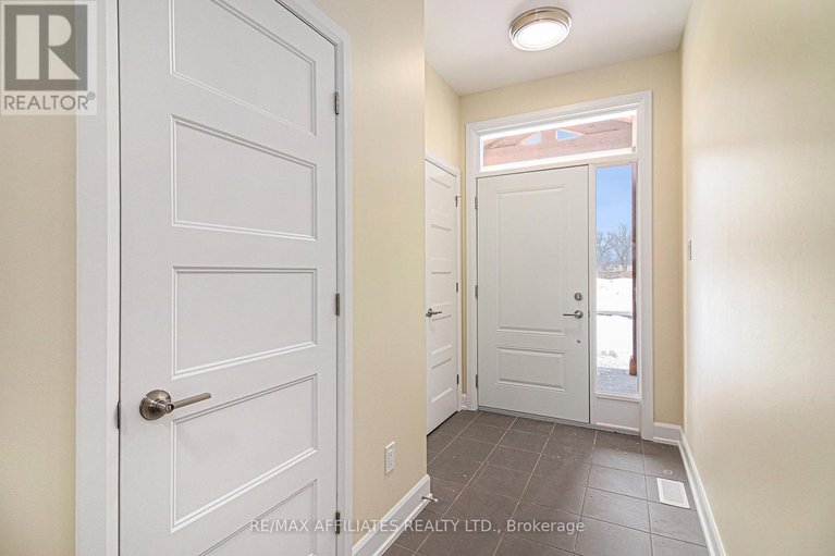 28374755/363-voyageur-place/embrun/russell/ontario/K0A1W0_3