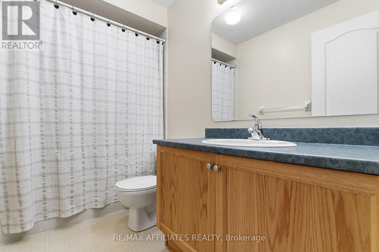 29175638/107-sable-run-drive/stittsville-central/ottawa/ontario/K2S1W7_31