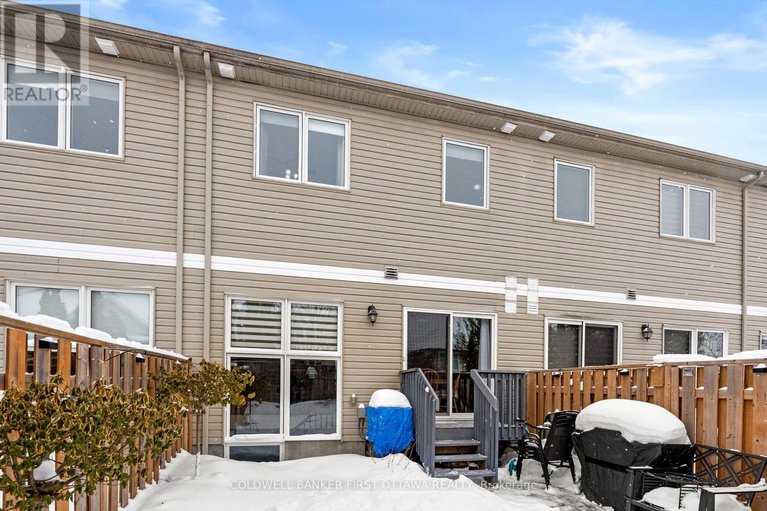 29443454/32-dundalk-private/stonebridge/ottawa/ontario/K2J0J5_32