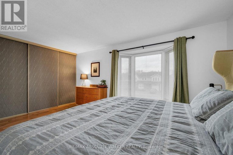 29612924/6289-vorlage-drive/convent-glen-north/ottawa/ontario/K1C2E4_18