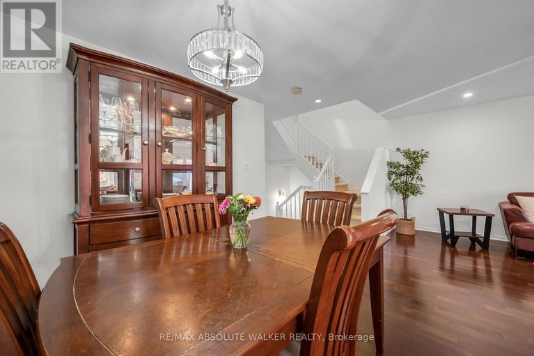 29043009/126-forestcrest-street/chapel-hill/ottawa/ontario/K1C7R3_11