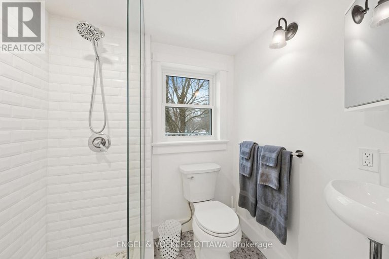 29610201/1105-edward-street/manotick-long-island-nicholls-island/ottawa/ontario/K4M1G8_33