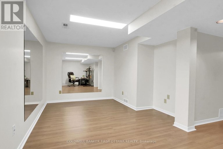 29603326/30-3924k-old-richmond-road/arbeatha-park/ottawa/ontario/K2H5C6_34