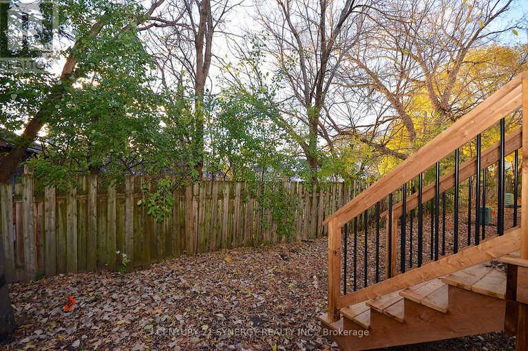 29092514/32-660-hochelaga-street/carson-meadows/ottawa/ontario/K1K2E9_50