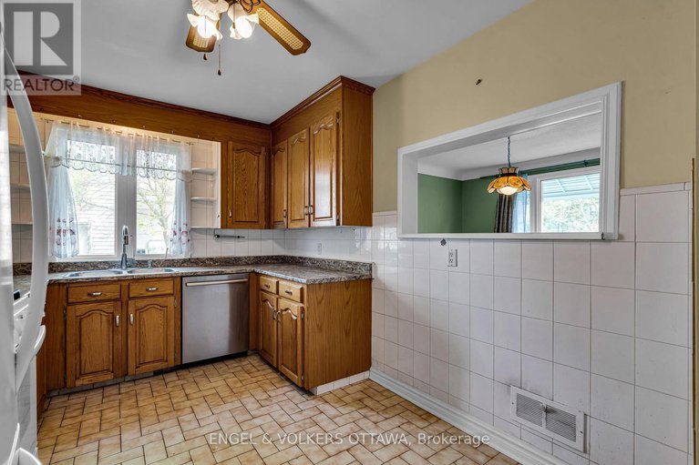 28581364/522-cambridge-street-s/west-centre-town/ottawa/ontario/K1S4J3_13