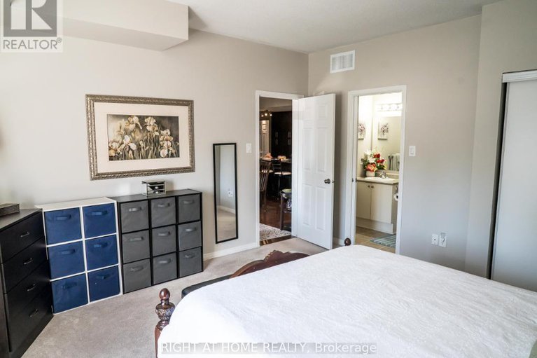 28861067/68-sternes-private/springridgeeast-village/ottawa/ontario/K4A0X8_11