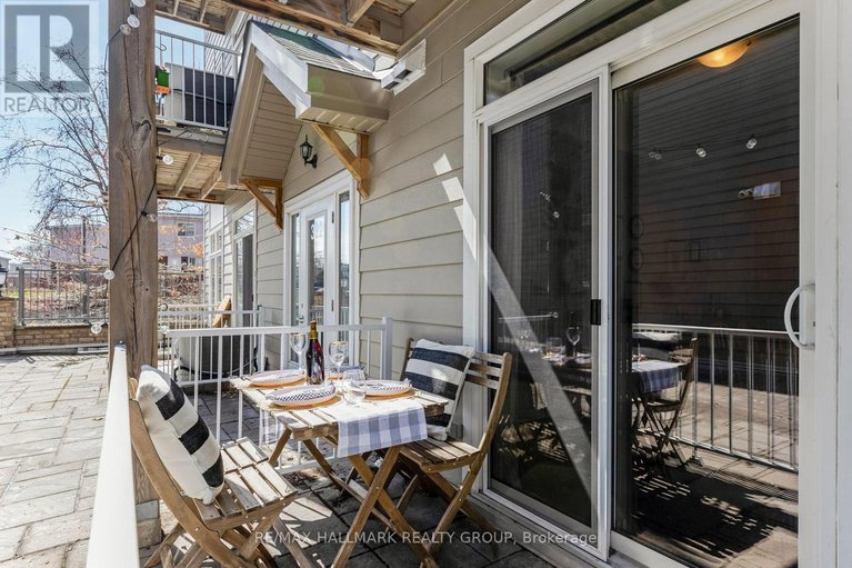 28243060/c-322-everest-private/elmvale-acres/ottawa/ontario/K1G4E3_23