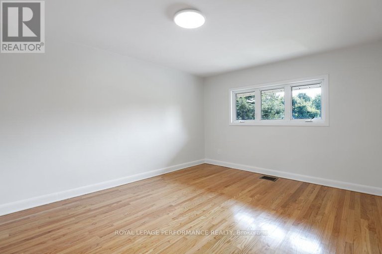28854775/2265-iris-street/kenson-park/ottawa/ontario/K2C1C1_18