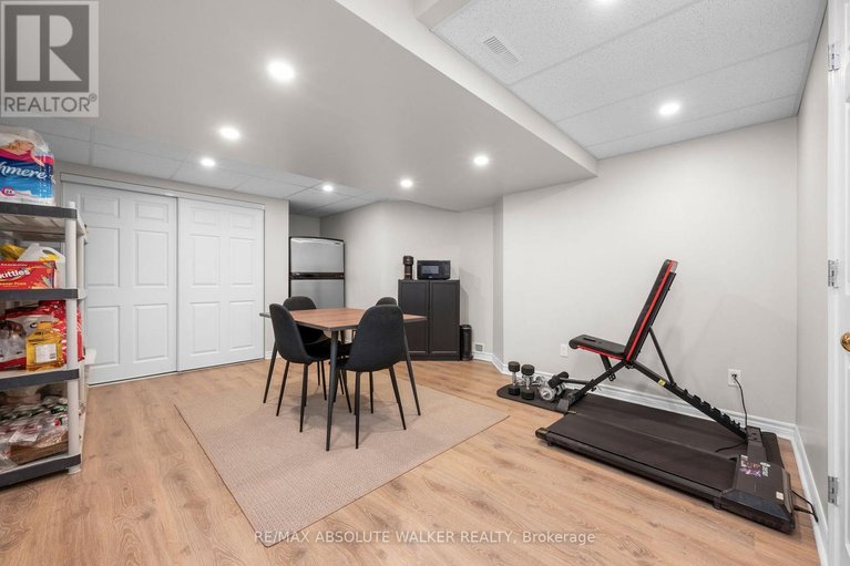 29607391/1641-frenette-street/fallingbrookgardenway-south/ottawa/ontario/K4A5B7_34