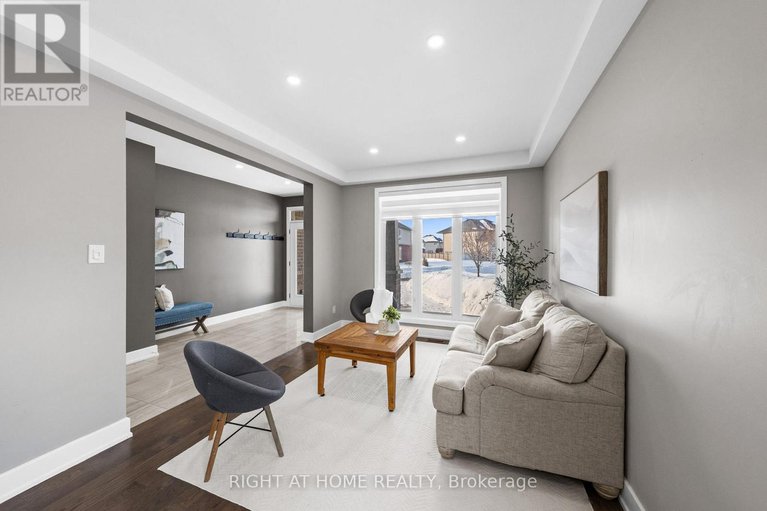 29398268/424-golden-springs-drive/riverside-southgloucester-glen/ottawa/ontario/K4M0B9_6