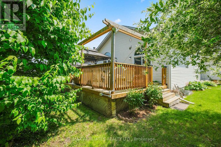 28426822/176-topaze-crescent/town-of-rockland/clarence-rockland/ontario/K4K0E2_43