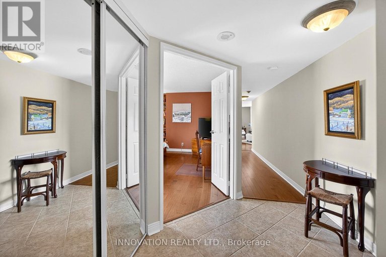 29525639/204-30-charlevoix-street/vanier/ottawa/ontario/K1L8K5_28