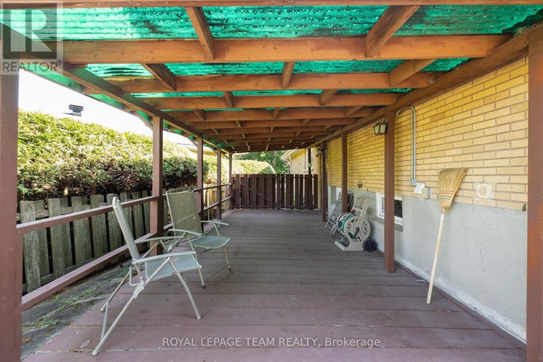 28874346/660-sandra-avenue/elmvale-acres/ottawa/ontario/K1G2Z8_28