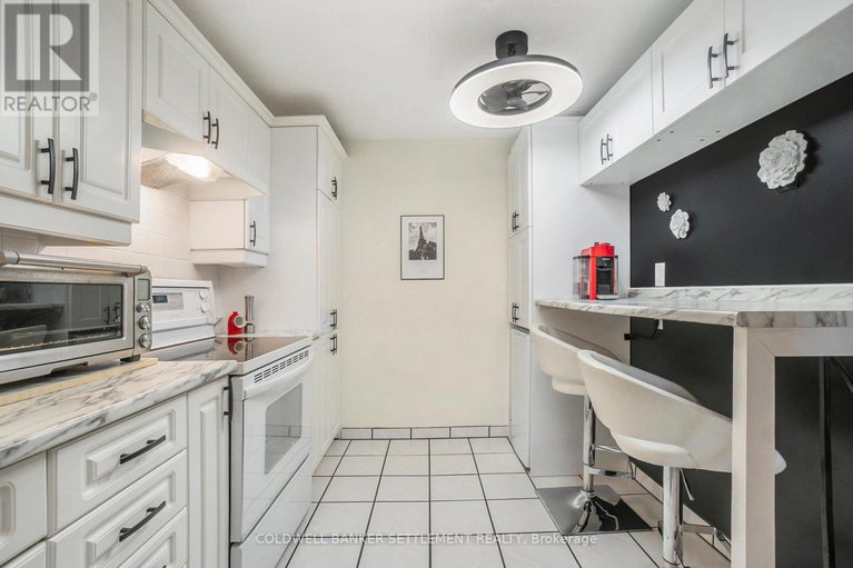 29271854/705-1356-meadowlands-drive-e/borden-farmstewart-farmcarleton-heightsparkwood-hills/ottawa/ontario/K2E6K6_11