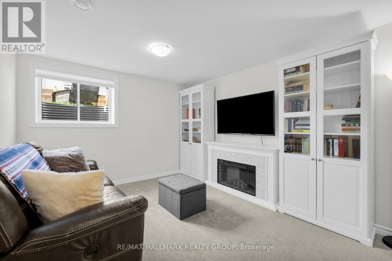 28811432/617-fisher-street/north-grenville-twp-kemptville-south/north-grenville/ontario/K0G1J0_41