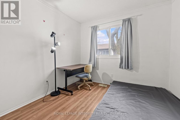 29632019/3565-aladdin-lane/blossom-parkkemp-parkfindlay-creek/ottawa/ontario/K1T1E1_25