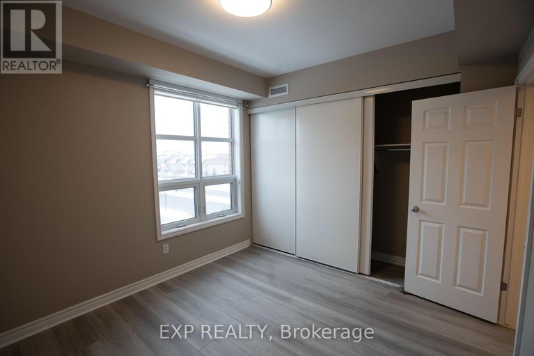 29264744/305-301-bayrose-drive/strandherd/ottawa/ontario/K2J5W3_12