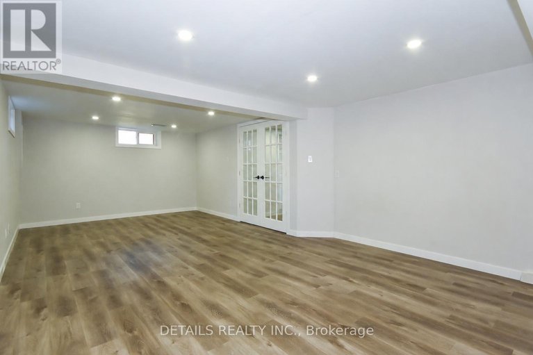 29661613/1222-field-street/bel-air-park/ottawa/ontario/K2C2R2_37