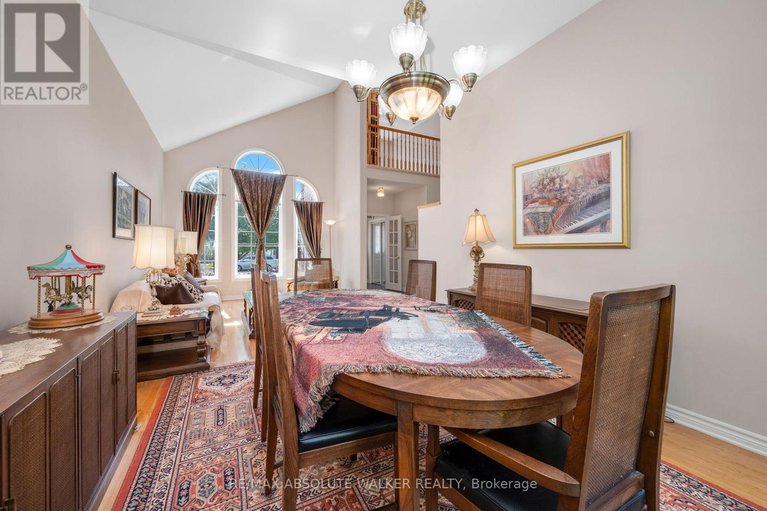 28543376/1867-springridge-drive/springridgeeast-village/ottawa/ontario/K4A4R1_12