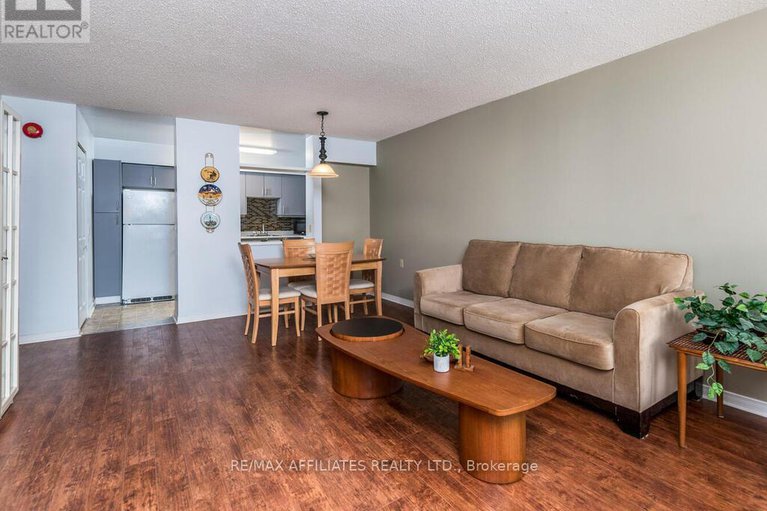 28469653/230-848-seyton-drive/westcliffe-estates/ottawa/ontario/K2H9G6_15