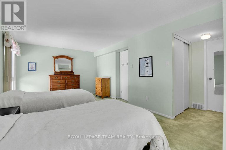 29224788/16-1137-ambleside-drive/woodroffe/ottawa/ontario/K2B8E2_22