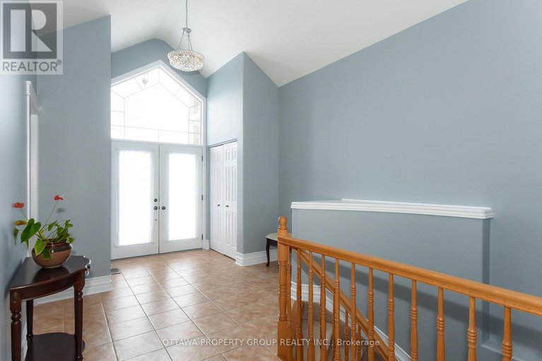 27942991/36-de-la-rive-drive/embrun/russell/ontario/K0A1W0_4