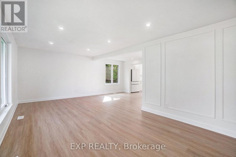 28435442/41-barnes-crescent/leslie-park/ottawa/ontario/K2H7C1_24