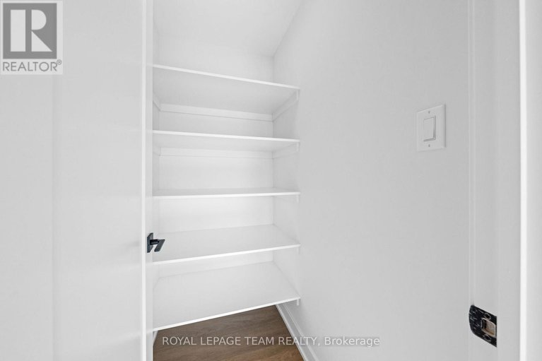 29368968/1064-moore-street/brockville/brockville/ontario/K6V0H2_37