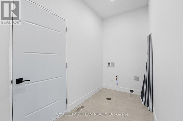 29001390/984-watson-street/fairfield-heights/ottawa/ontario/K2B6C2_30