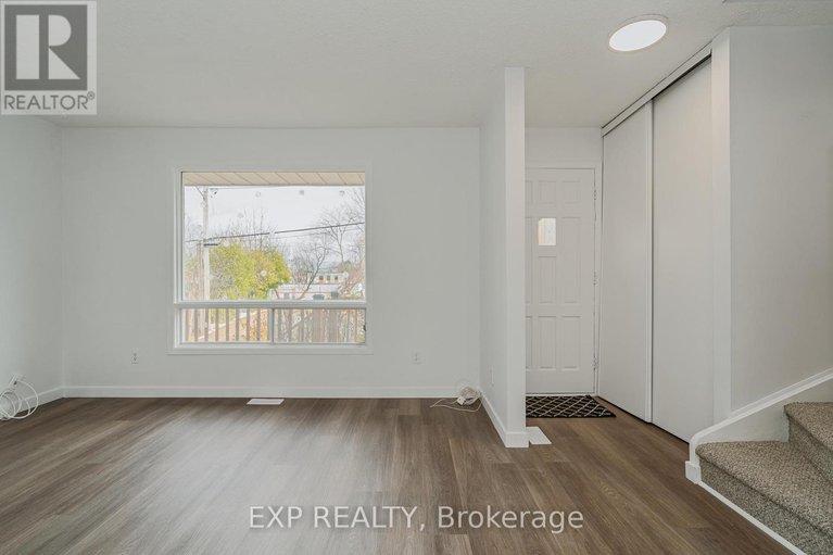 29156827/1364-st-jean-street/chateauneuf/ottawa/ontario/K1C2E6_3