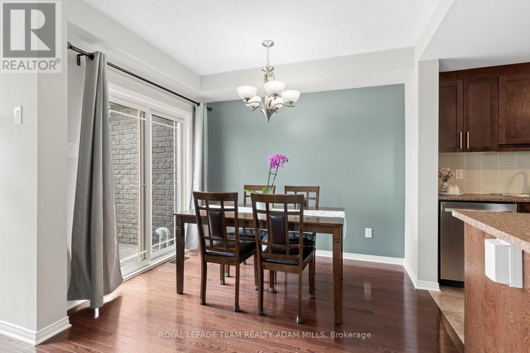 28591916/1543-carronbridge-circle/emerald-meadowstrailwest/ottawa/ontario/K2M0G8_15