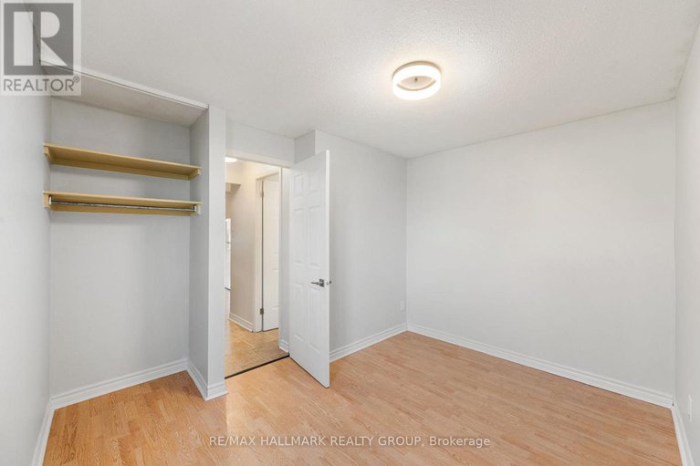 29385711/75-1348-bethamy-lane/beacon-hill-south/ottawa/ontario/K1J8P4_23