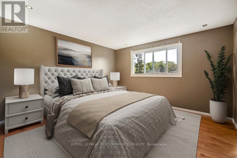 28684001/2045-deerhurst-court/beacon-hill-north/ottawa/ontario/K1J8H2_33
