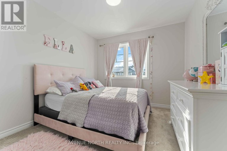 29411567/320-grackle-street/blossom-parkkemp-parkfindlay-creek/ottawa/ontario/K1X0G6_29