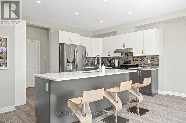 28558174/46-knockaderry-crescent/half-moon-bay/ottawa/ontario/K2J6G8_4