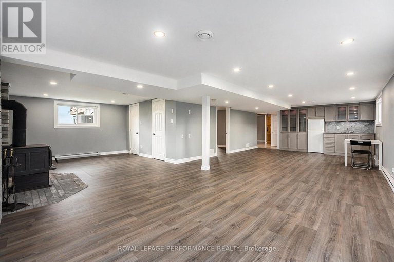 28619554/9360-county-road-17-road/clarencerockland-twp/clarence-rockland/ontario/K4K1K9_25