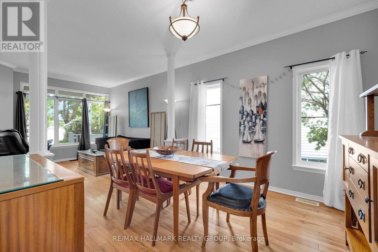 28476381/4136-wolfe-point-way/riverside-southgloucester-glen/ottawa/ontario/K1V1P4_10