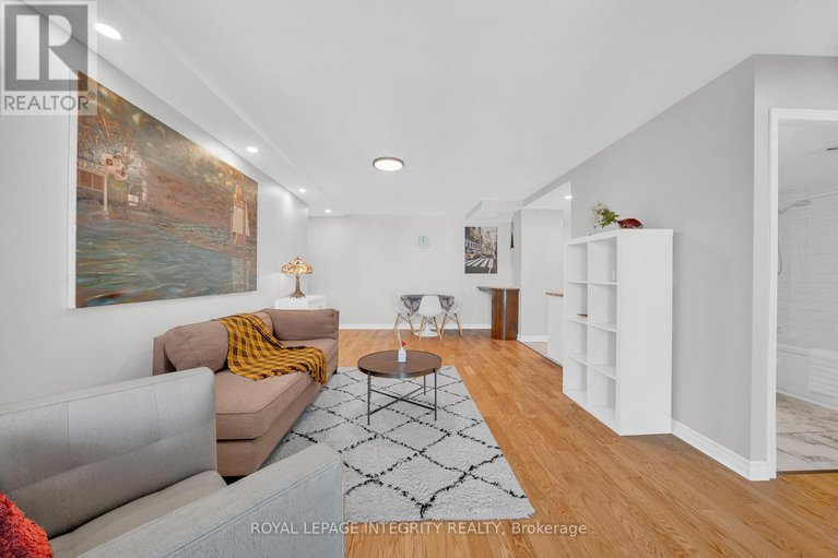 28787338/217-35-murray-street/lower-townbyward-market/ottawa/ontario/K1N9M5_19