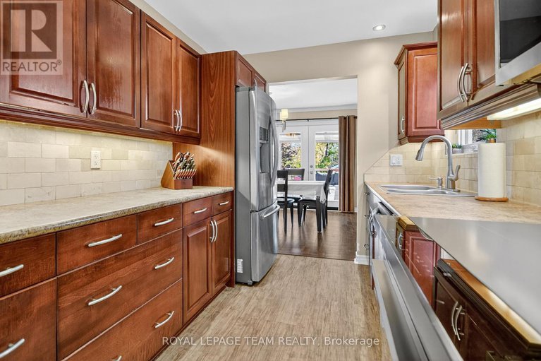 29052300/22-vesta-street/cedargrovefraserdale/ottawa/ontario/K2J3Y9_6