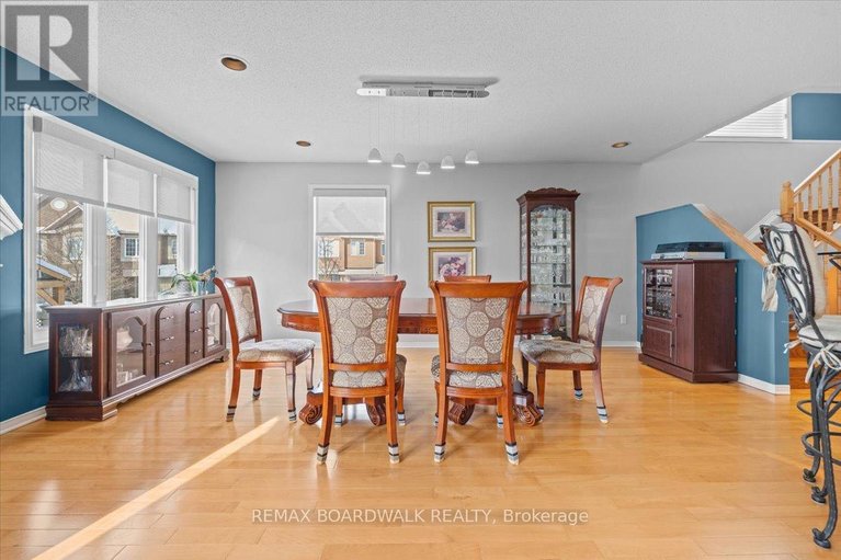 29446345/6355-sablewood-place/chapel-hill/ottawa/ontario/K1C7M3_15