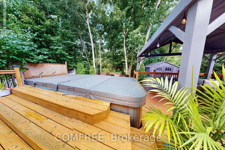 29086721/70-sirocco-crescent/stittsville-north/ottawa/ontario/K2S2C8_39