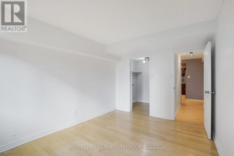 28867483/704-200-bay-street/ottawa-centre/ottawa/ontario/K1R7W8_22